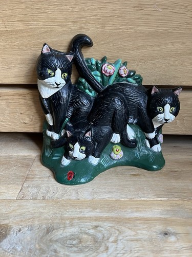 Cast iron cat doorstop cats - doorstop,