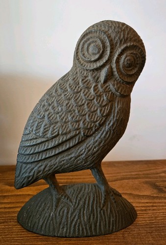 Cast iron rustic - owl-, widely