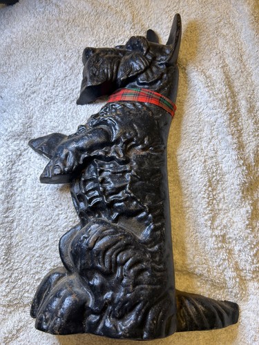 Vintage cast iron door - cast,