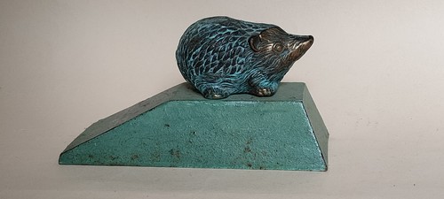 Vintage solid brass - &, cast