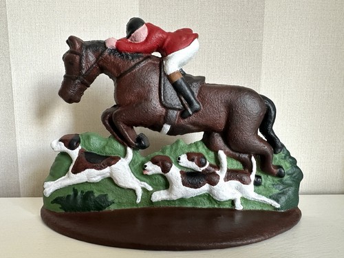 Vintage horse and hounds cast - horse,