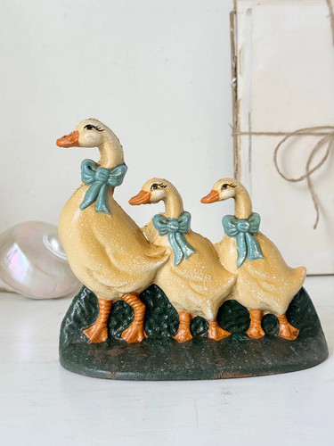 Vintage cast iron - cast, geese