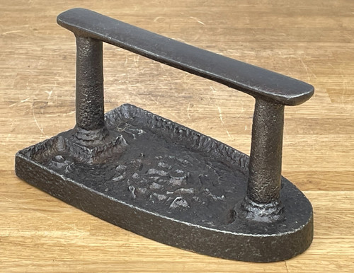 Antique vintage cast iron - iron, r