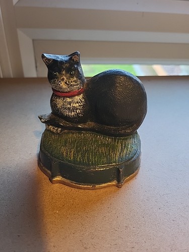 Little cast iron cat - little,