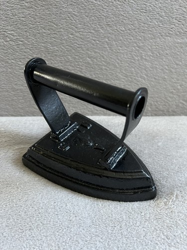 Vintage cast flat iron - vintage,