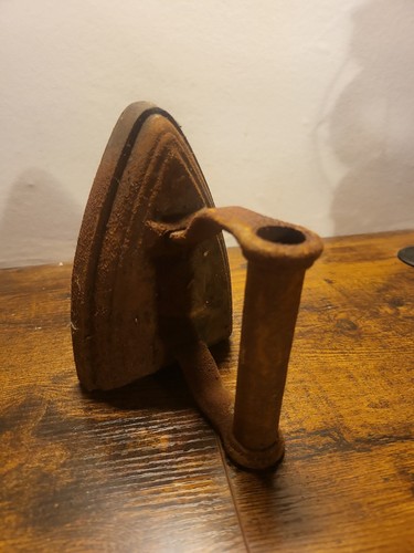 Vintage cast iron - vintage, flat