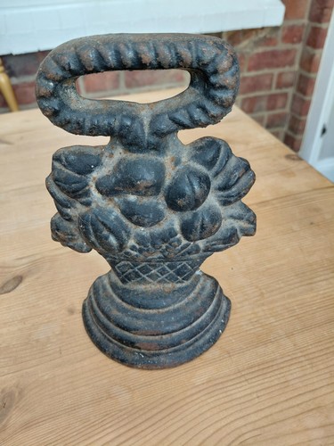 Vintage cast iron - iron, basket