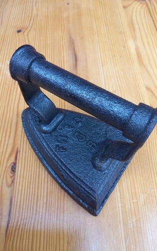 Antique sad flat iron - antique, fh&co,