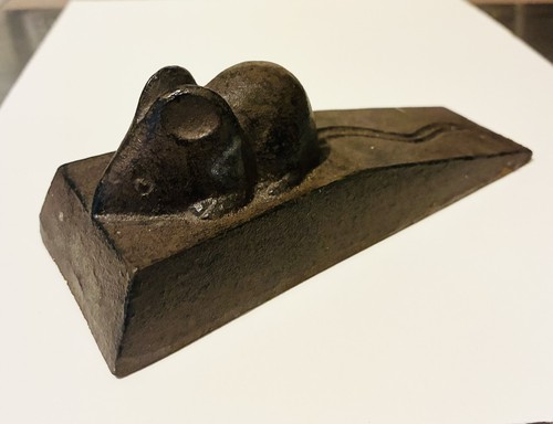 Cast iron mouse doorstop heavy - mouse,