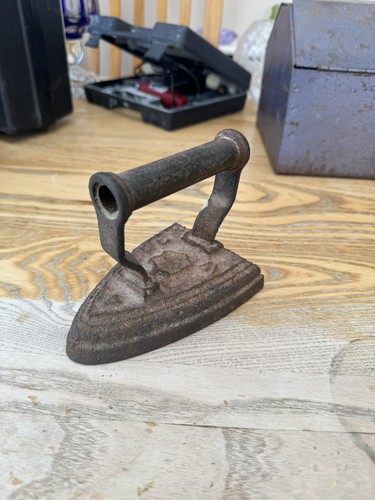 Rare antique cast flat iron - cast,