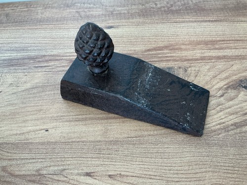 Cast iron doorstop - cast,